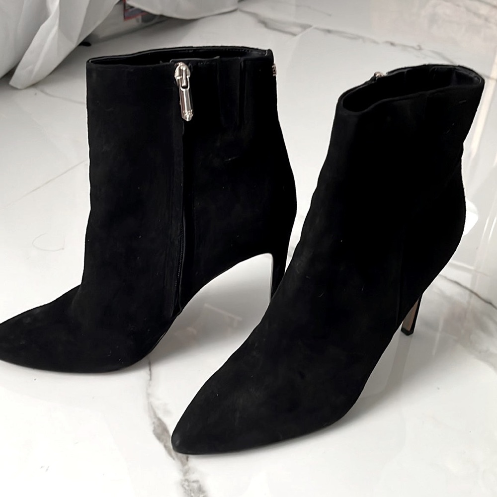 Sam Edelman Black Pointed Toe Suede Boots